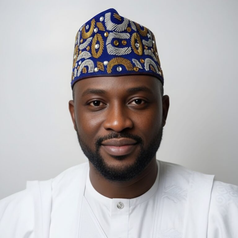 Picsart_25-12-26_00-17-48-725